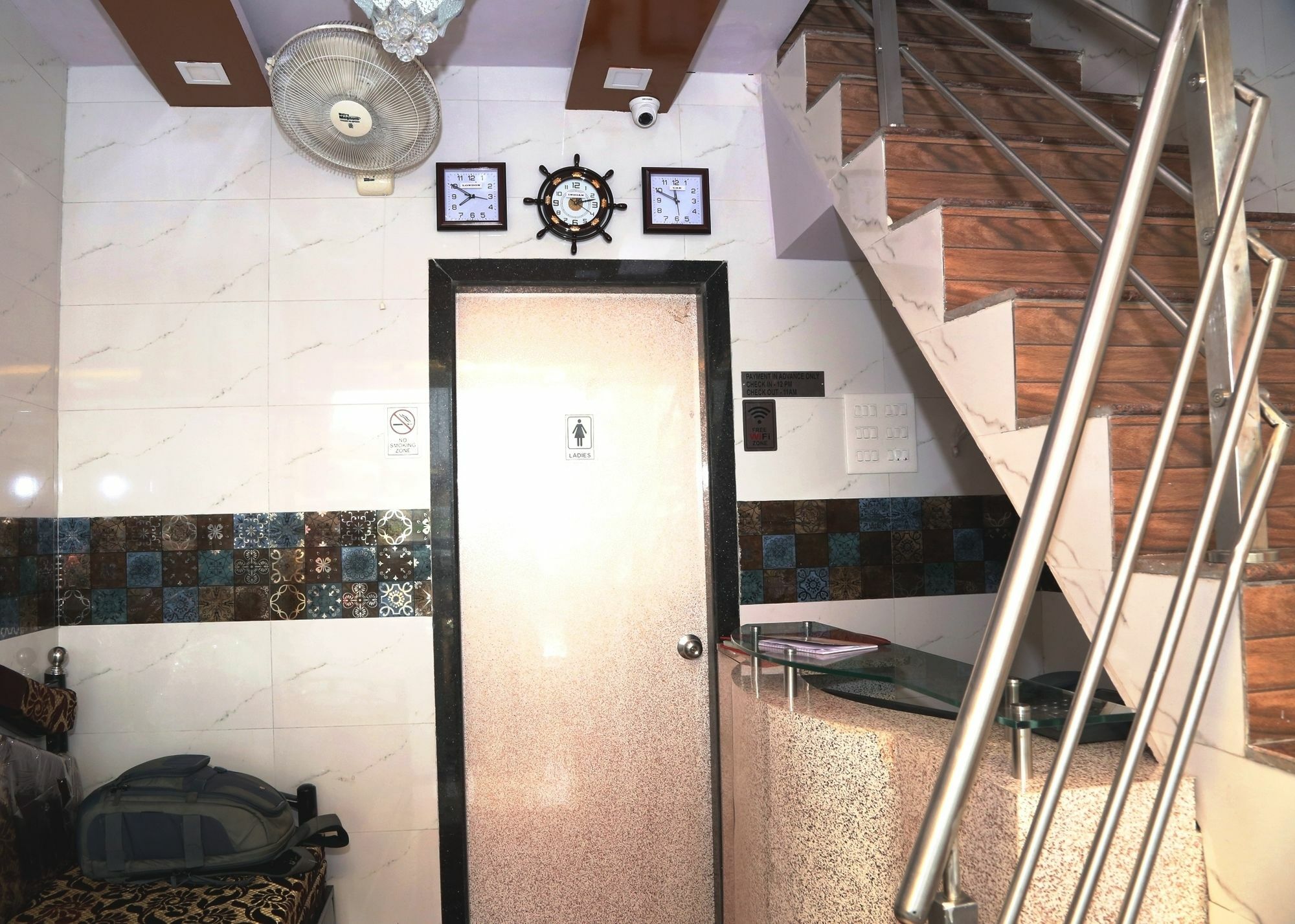 Delta Dormitory 뭄바이 외부 사진